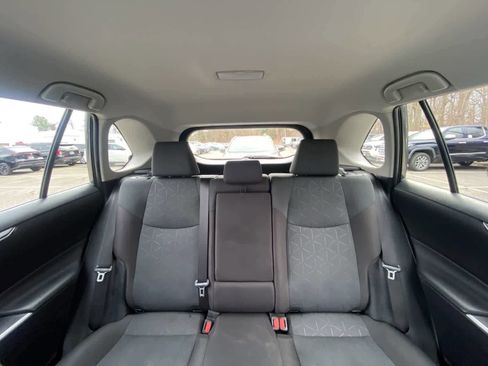 Used 2025 Toyota RAV4 XLE AWD/4WD image 35