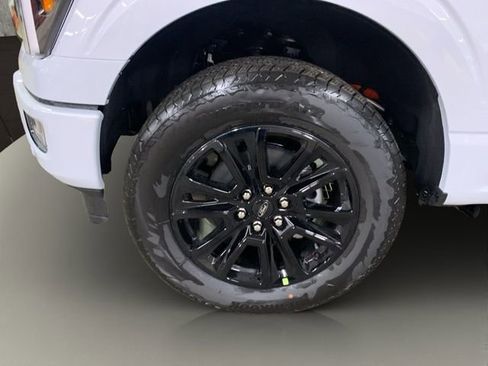 New 2025 Ford F150 Platinum w/ Equipment Group 702A High image 15