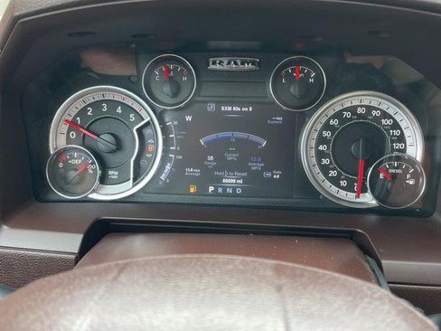 Used 2018 RAM 2500 Laramie w/ Convenience Group RWD image 14