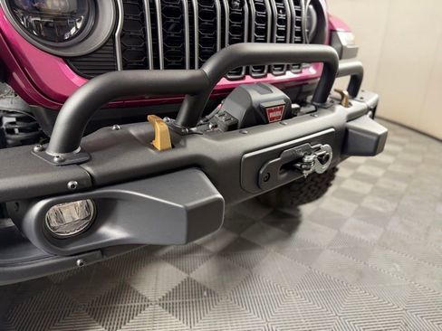 Used 2024 Jeep Wrangler Unlimited Rubicon 392 AWD/4WD image 8