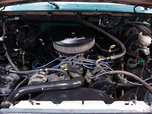 Used 1989 Ford Bronco XLT 4X4 image 3