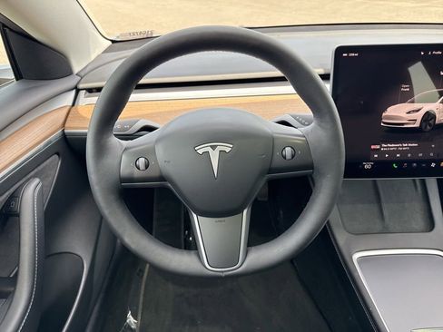 Used 2022 Tesla Model 3 Long Range image 14