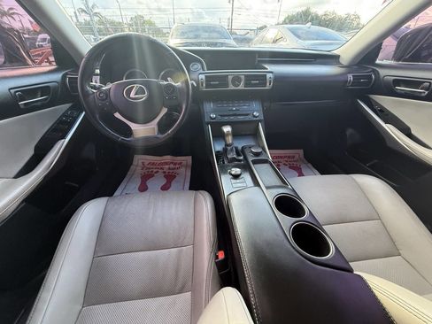 Used 2015 Lexus IS 250 image 6