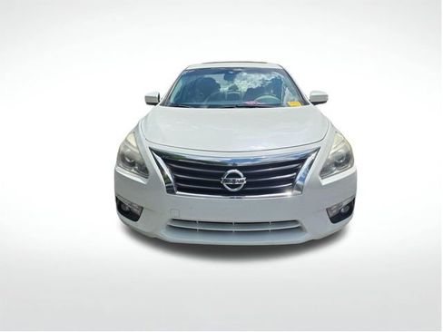 Used 2015 Nissan Altima 2.5 SL w/ Moonroof Package FWD image 4