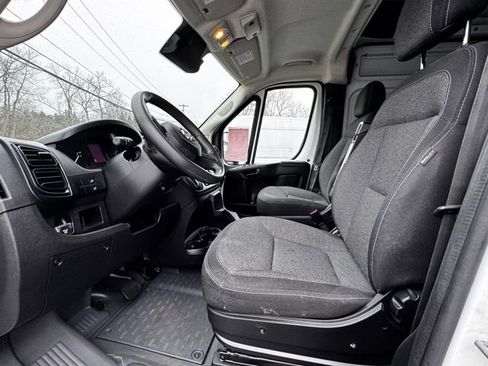 Used 2023 RAM ProMaster 2500 image 33