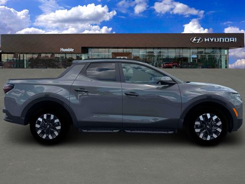 Used 2026 Hyundai Santa Cruz SEL FWD image 9