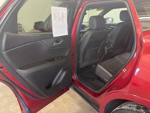 Used 2019 Chevrolet Blazer Premier w/ Sun and Wheels Package AWD/4WD image 20