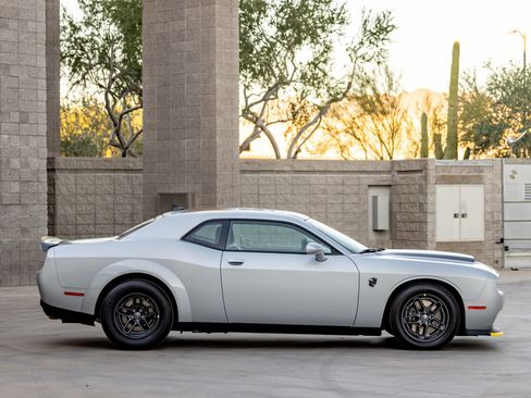 Used 2023 Dodge Challenger SRT Hellcat Redeye image 9