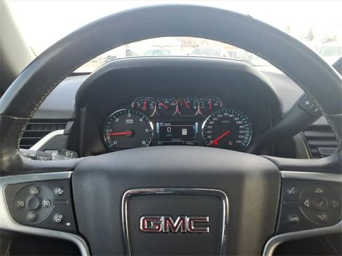 Used 2018 GMC Yukon SLT w/ Premium Edition image 21