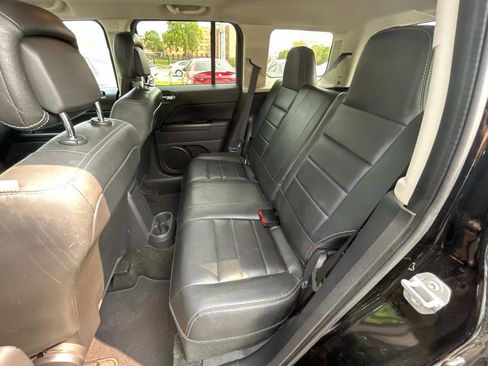 Used 2016 Jeep Patriot High Altitude image 10