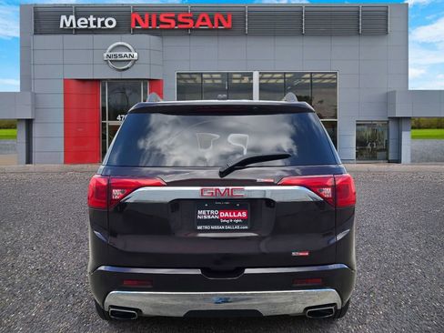 Used 2017 GMC Acadia Denali w/ Technology Package image 5