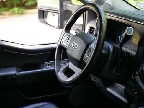 Used 2025 Ford F350 Lariat w/ Lariat Ultimate Package AWD/4WD image 54