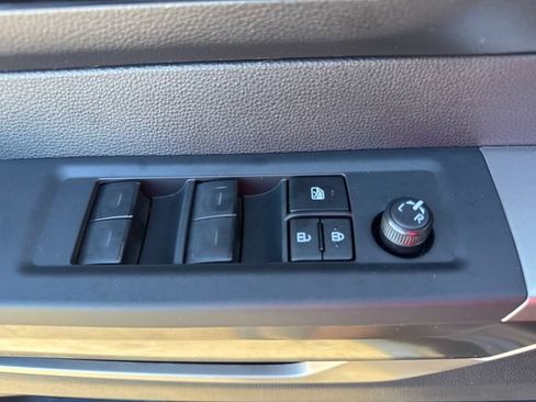 Used 2026 Toyota Tundra SR5 AWD/4WD image 22