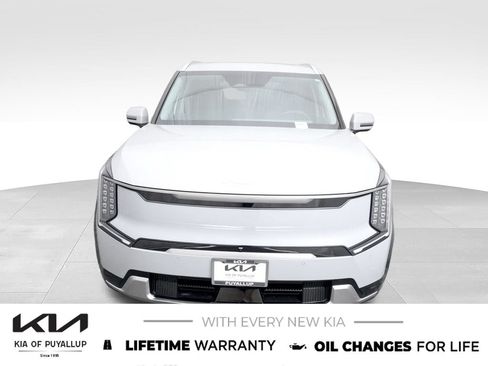 New 2026 Kia EV9 Land AWD/4WD image 2
