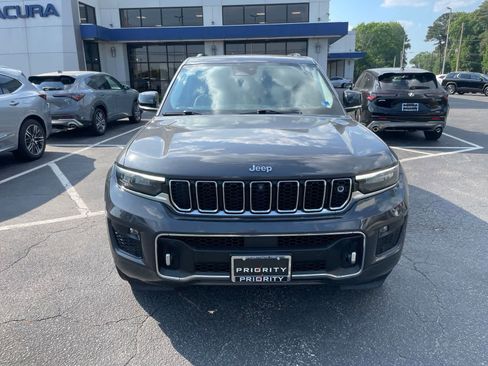 Used 2022 Jeep Grand Cherokee Overland w/ Adv Protech Group III AWD/4WD image 8