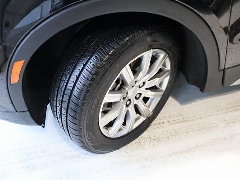 Used 2023 Cadillac XT4 Premium Luxury w/ Cold Weather Package image 38