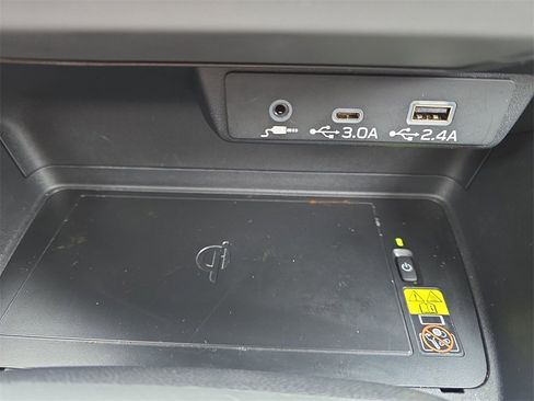 Used 2024 Subaru Crosstrek 2.5i Limited w/ Popular Package #4A image 22