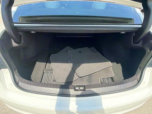 Used 2015 Acura TLX V6 w/ Technology Package FWD image 25