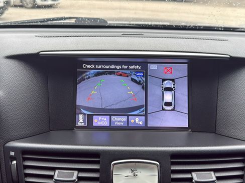 Used 2019 INFINITI Q70 Luxe w/ Sport Package image 22