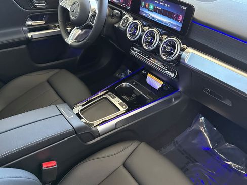 New 2026 Mercedes-Benz GLB 250 image 15