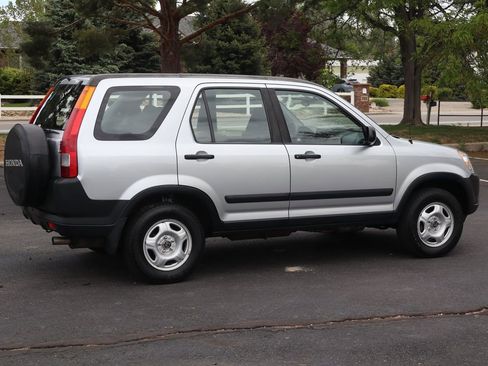 Used 2004 Honda CR-V LX image 4