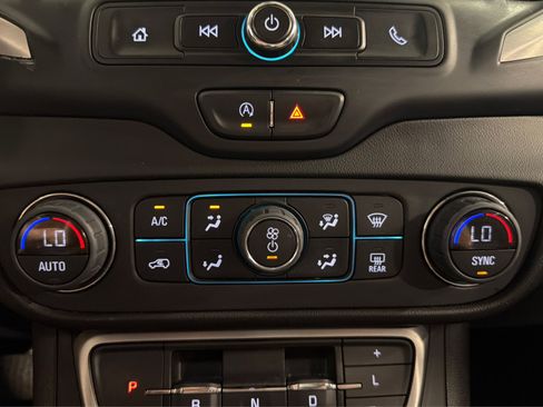 Used 2023 GMC Terrain SLE w/ Driver Convenience Package AWD/4WD image 31