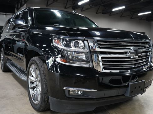 Used 2016 Chevrolet Suburban LTZ AWD/4WD image 7