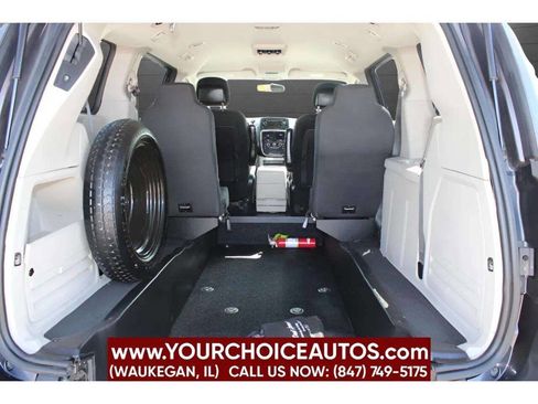 Used 2015 Dodge Grand Caravan SXT w/ Rear Park Assist Package image 19