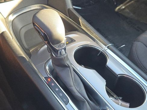 Used 2024 Chevrolet Malibu LT image 30