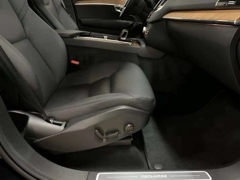 Used 2024 Volvo XC90 T8 Plus w/ Protection Package Premier AWD/4WD image 87