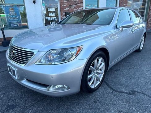 Used 2007 Lexus LS 460 L w/ Luxury Pkg RWD image 1