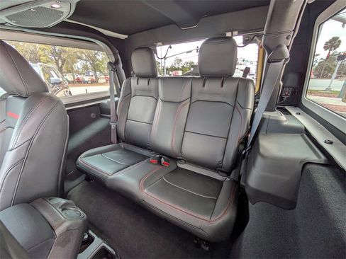 Used 2024 Jeep Wrangler Rubicon image 21
