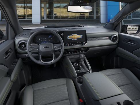 New 2026 Chevrolet Colorado ZR2 w/ Technology Package AWD/4WD image 16
