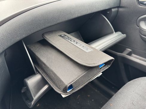 Used 2022 Honda Pilot Sport image 25