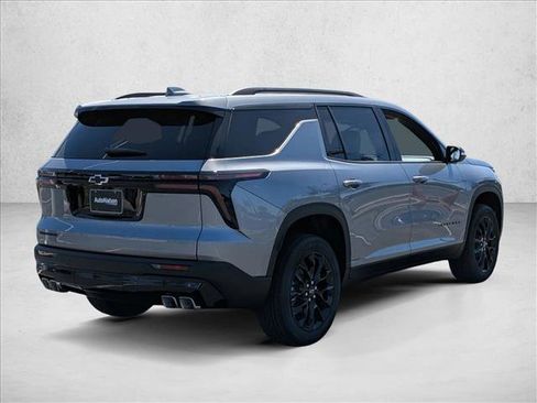 New 2026 Chevrolet Traverse LT w/ Midnight/Sport Edition image 2