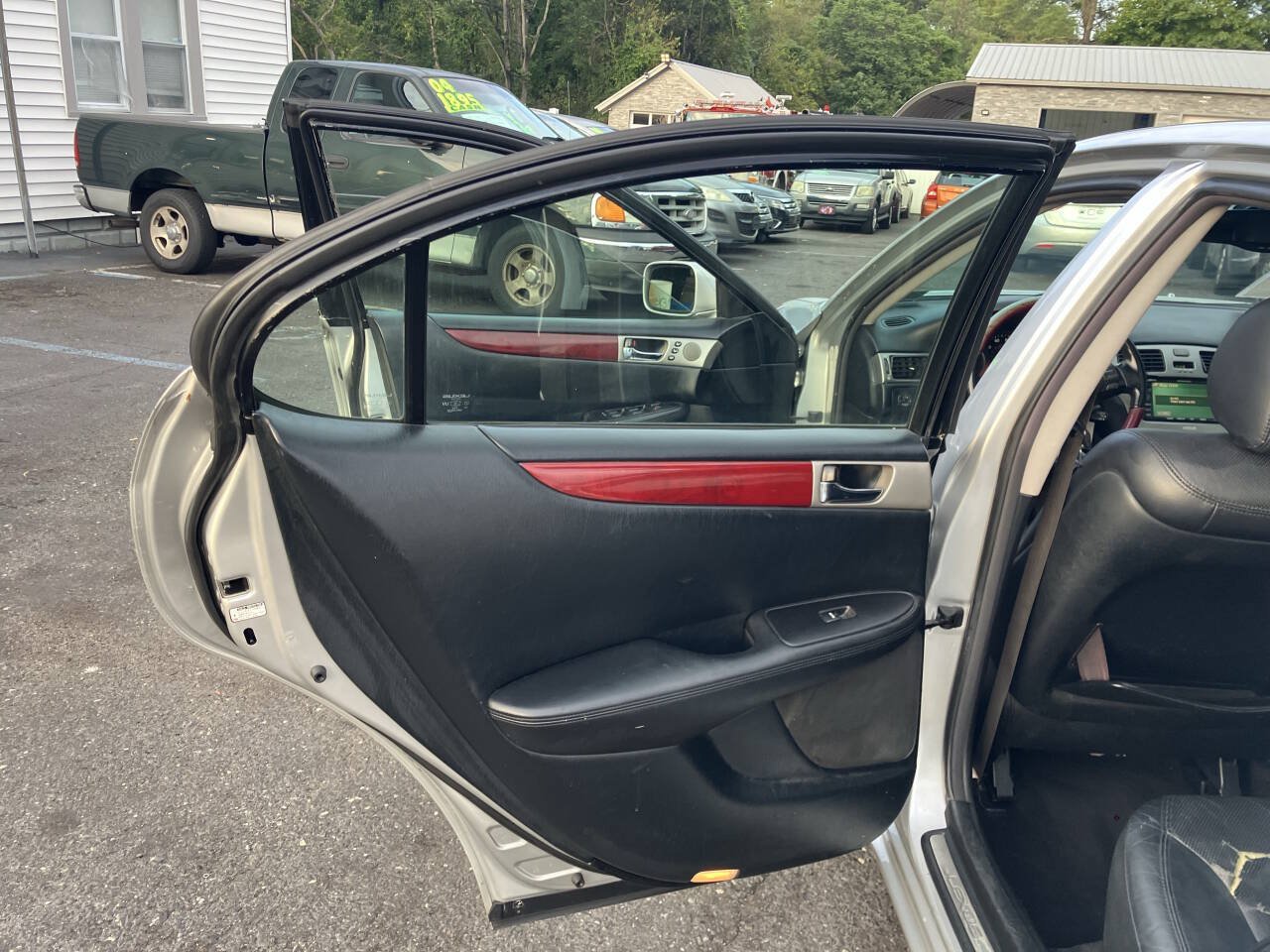 Used 2006 Lexus ES 330 w/ DVD Navigation System Pkg FWD image 19