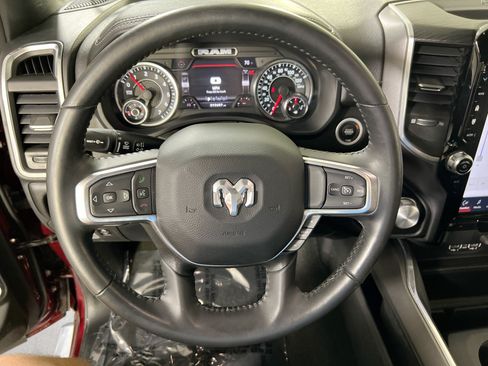 Used 2023 RAM 1500 Laramie AWD/4WD image 11