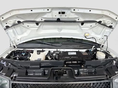 Used 2019 Chevrolet Express 3500 LS image 28