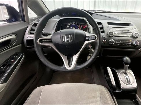 Used 2010 Honda Civic LX image 5