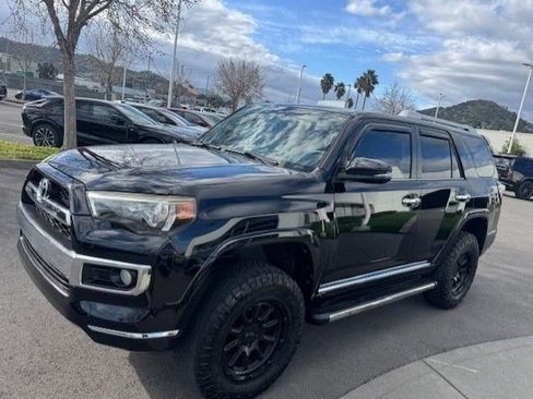 Used 2016 Toyota 4Runner Limited image 13