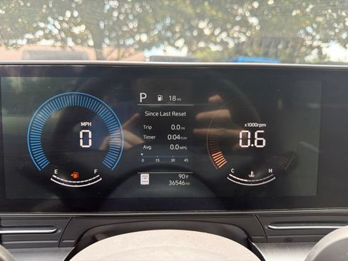Used 2025 Hyundai Kona SEL FWD image 21