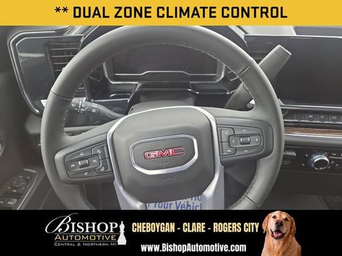 Used 2025 GMC Sierra 1500 SLE AWD/4WD image 18