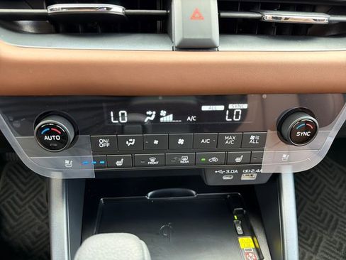 New 2026 Subaru Outback Touring AWD/4WD image 14