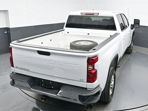 Used 2024 Chevrolet Silverado 2500 LT w/ Convenience Package image 36