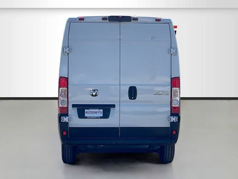 Used 2023 RAM ProMaster 2500 w/ Driver Convenience Group FWD image 6
