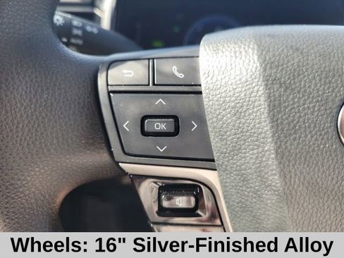 Used 2025 Toyota Camry LE FWD image 12