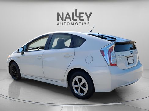 Used 2013 Toyota Prius Three image 4