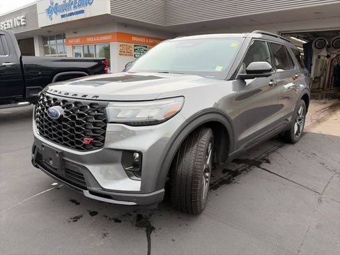 New 2026 Ford Explorer ST w/ Sun And Sound Package AWD/4WD image 5