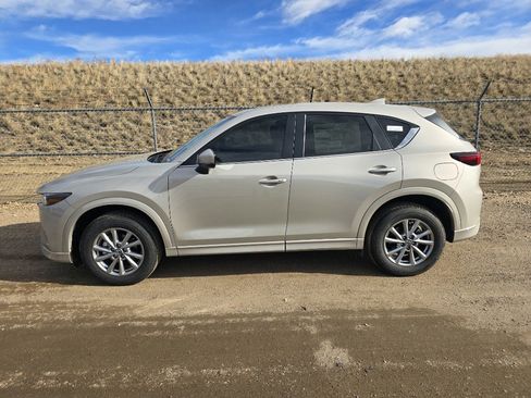Used 2025 MAZDA CX-5 AWD 2.5 S w/ Preferred Package image 2