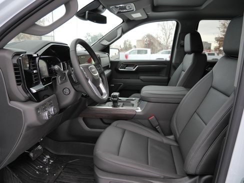 New 2026 GMC Sierra 1500 SLT w/ SLT Premium Plus Package image 3